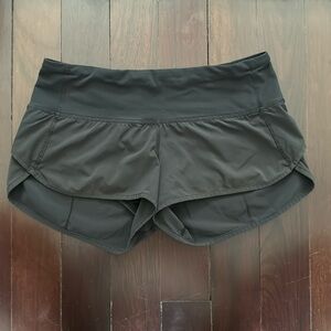 Lululemon black shorts